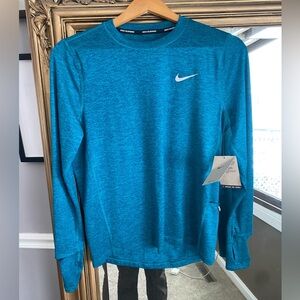 Nike Long sleeve dry fit top
